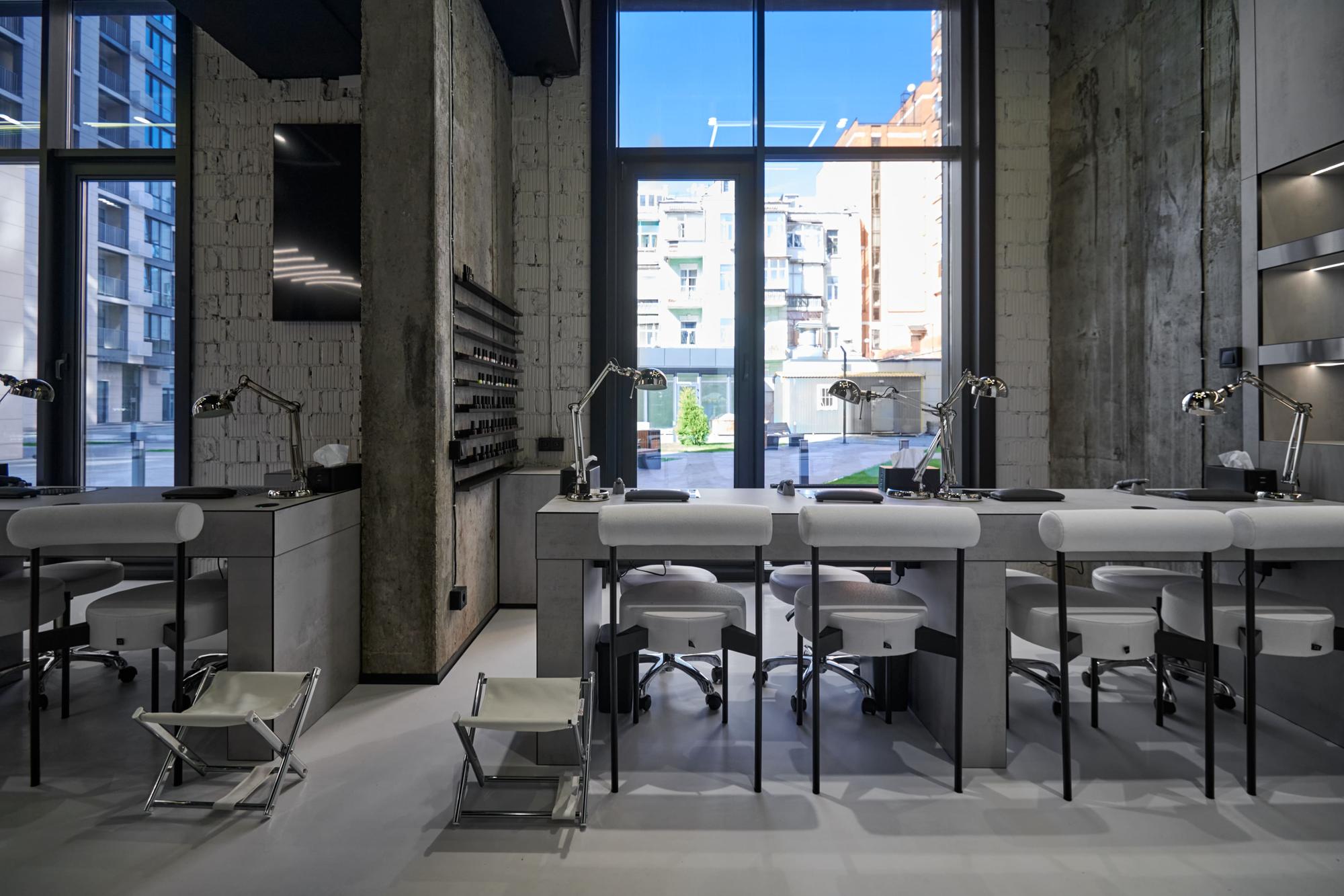 Modern beauty salons with the best masters in your city 2